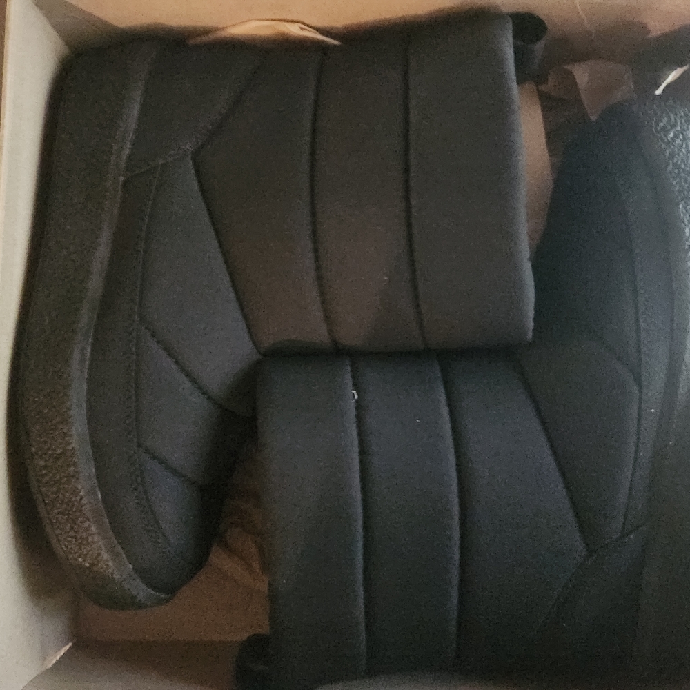 Puffer Boots size 10
